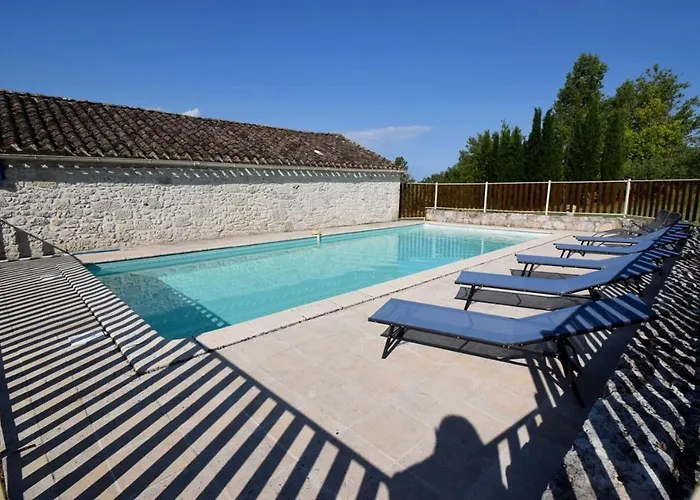 La Grange A Pour 6 Personnes